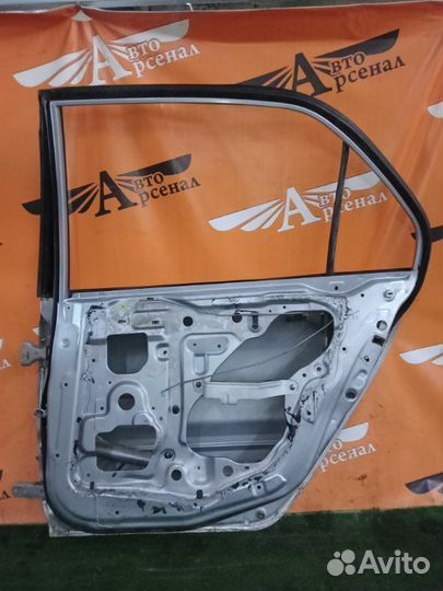 Дверь боковая задняя правая Mitsubishi Lancer 1.3
