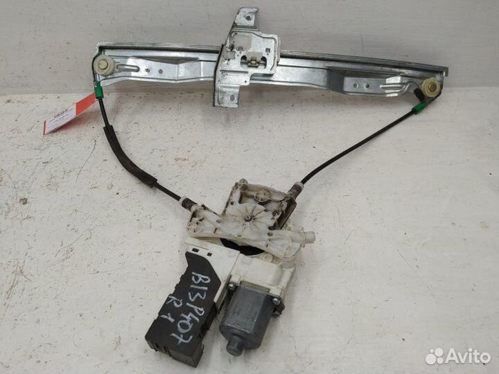 Стеклоподъемник электрический передний правый