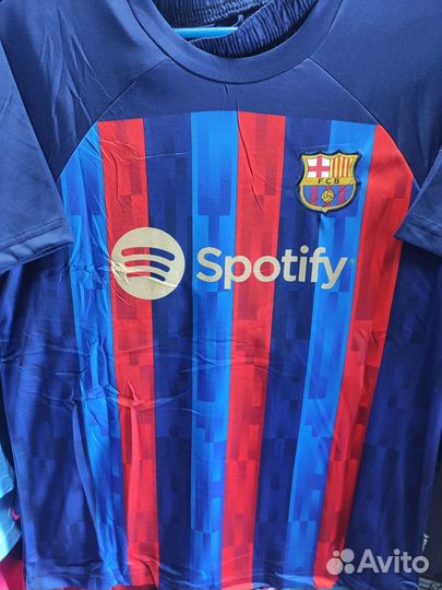 Футбольная форма Барселона Левандовски Новая