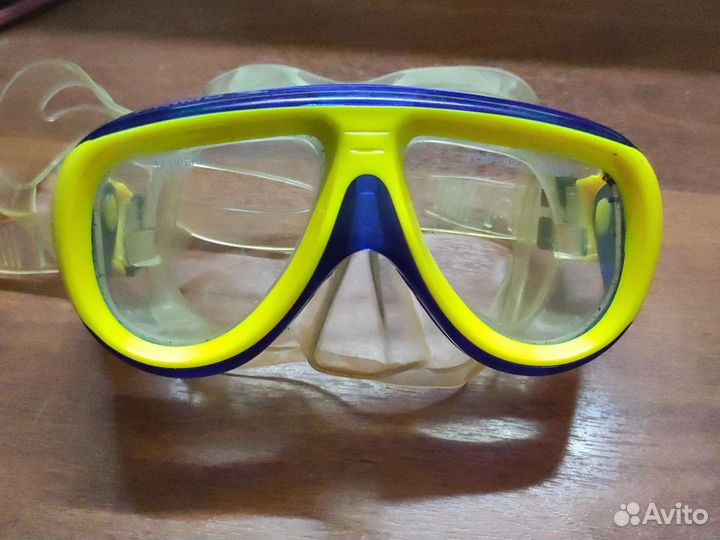 Маска для плавания