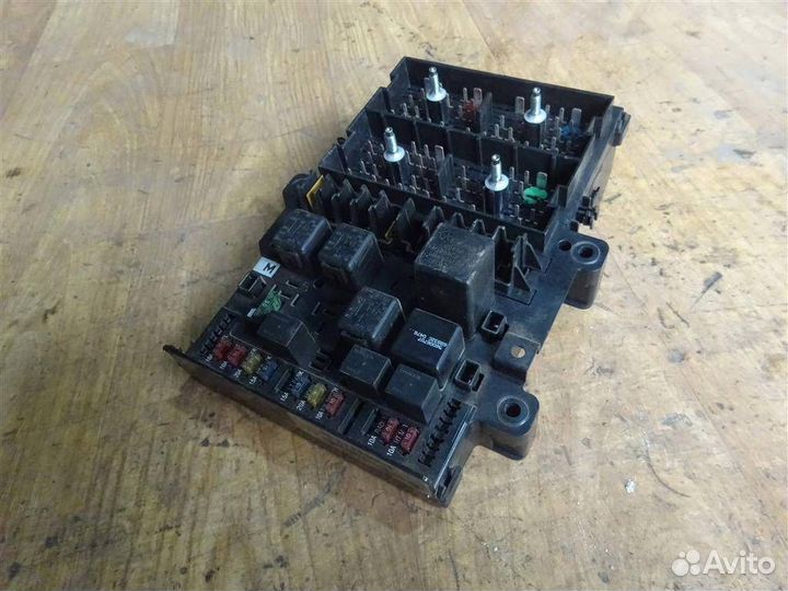 Блок предохранителей Chrysler Voyager/Caravan 199