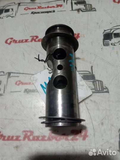 Ось коромысел (Вал рокеров) Man Tgs 33.440