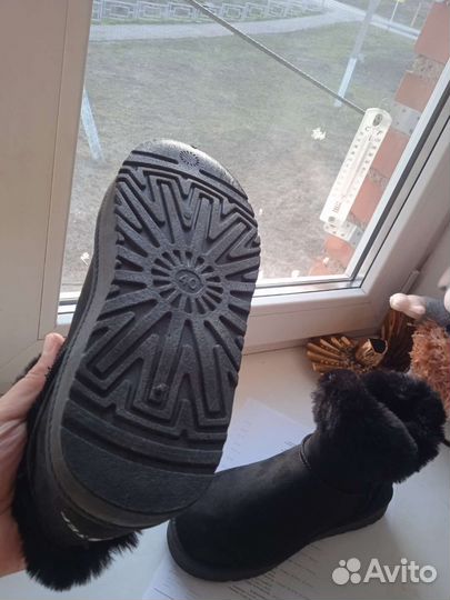 Угги чёрные новые