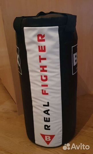 Боксерская груша, перчатки UFC L