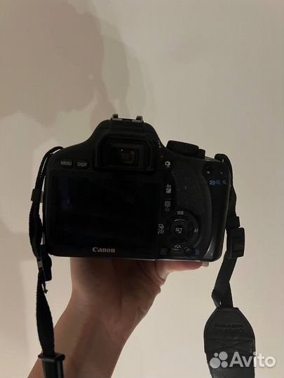 Зеркальный фотоаппарат canon 550d