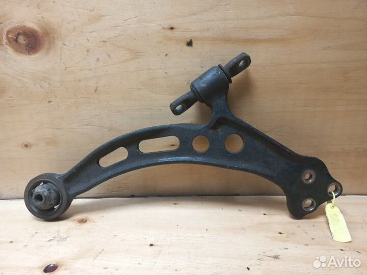 Рычаг подвески прав. перед. toyota mark II qualis