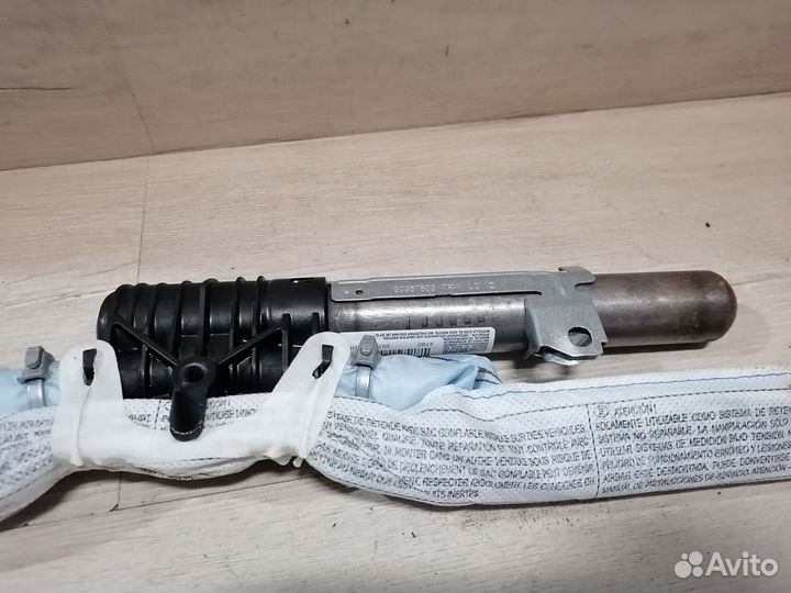 Шторка безопасности BMW X 1 E 84 бмв X1 E84