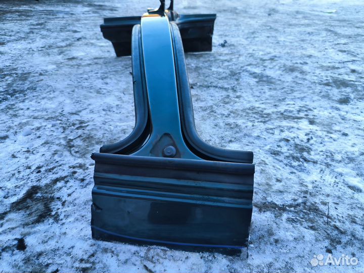 Правая стойка кузова Chevrolet Niva