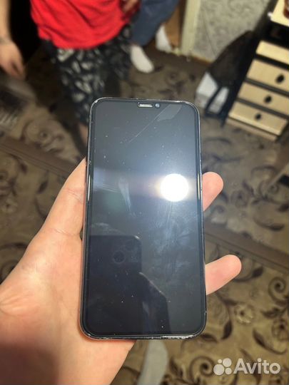 iPhone 11 Pro, 64 ГБ