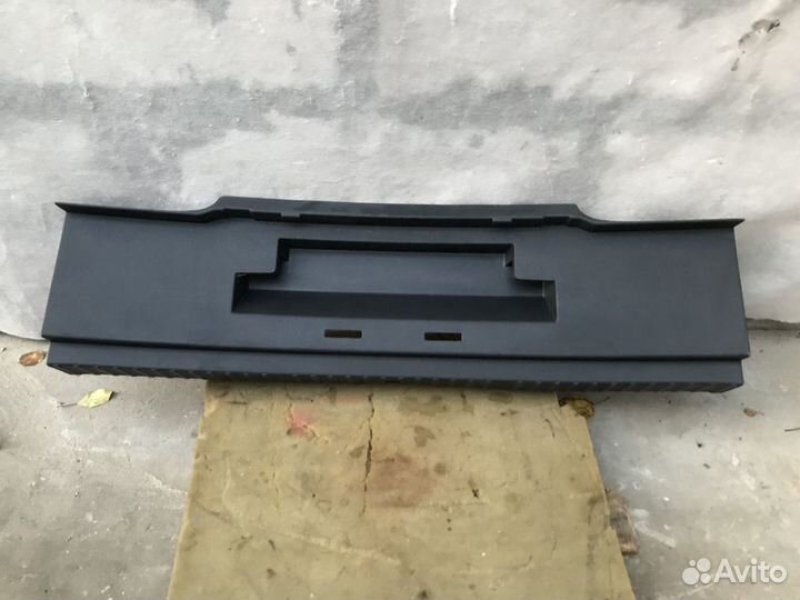 Накладка задней панели Skoda Kodiaq арт475