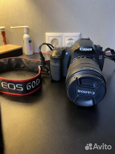 Зеркальный фотоаппарат canon