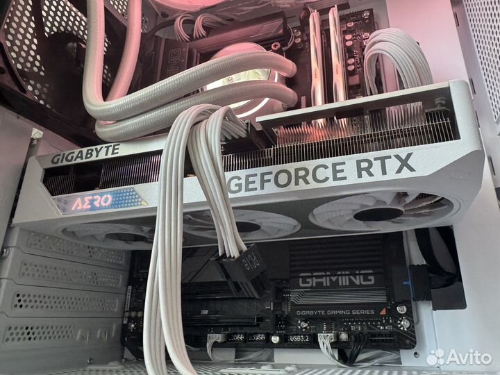 Видеокарта GeForce RTX 4060Ti 8G gigabyte aero OC