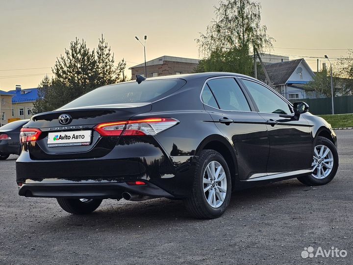 Toyota Camry 2.5 AT, 2021, 70 000 км