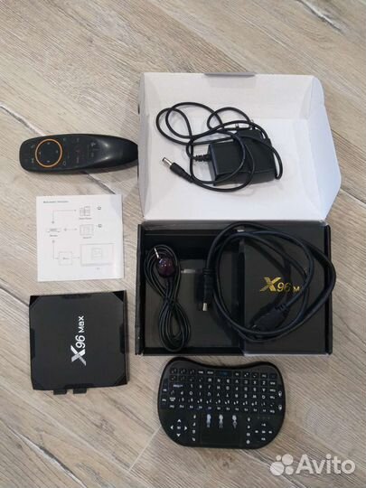 TV приставка+беспров мини клавиатура с тачпадом i8