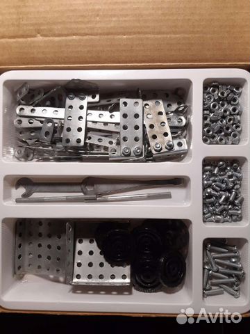 Металлический конструктор для школы