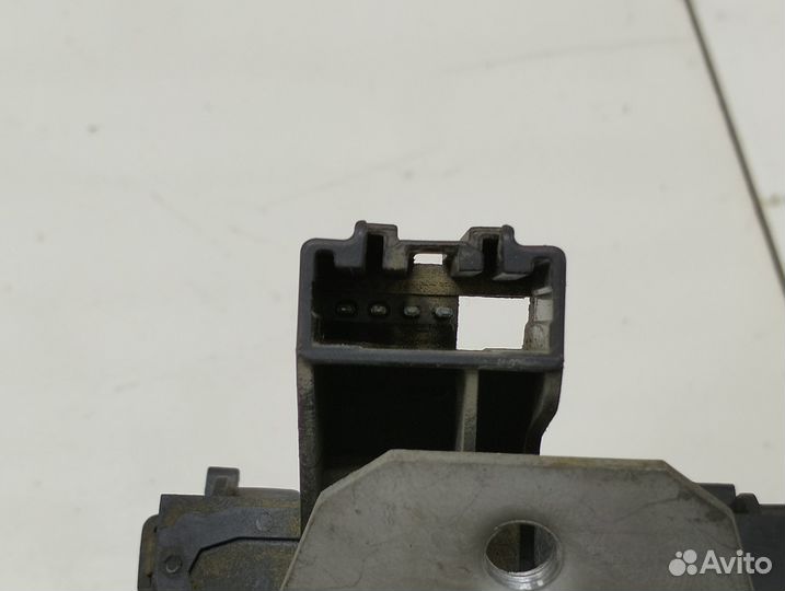 Замок багажника Range Rover Sport