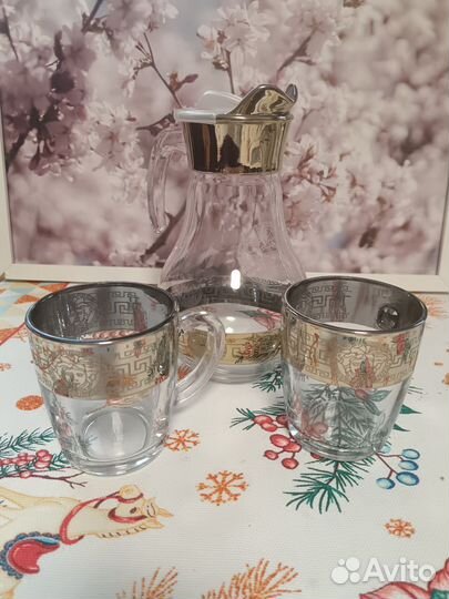 Графин хрустальный с двумя кружками