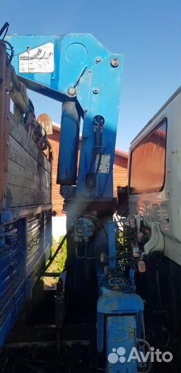 Nissan Diesel с КМУ, 1995