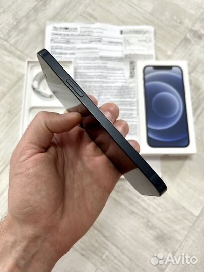 iPhone 12, 64 ГБ