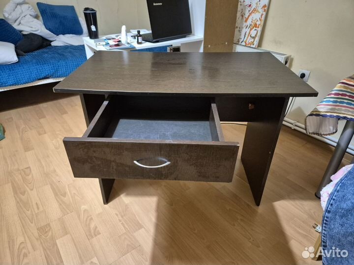 Письменный стол бу с ящиком