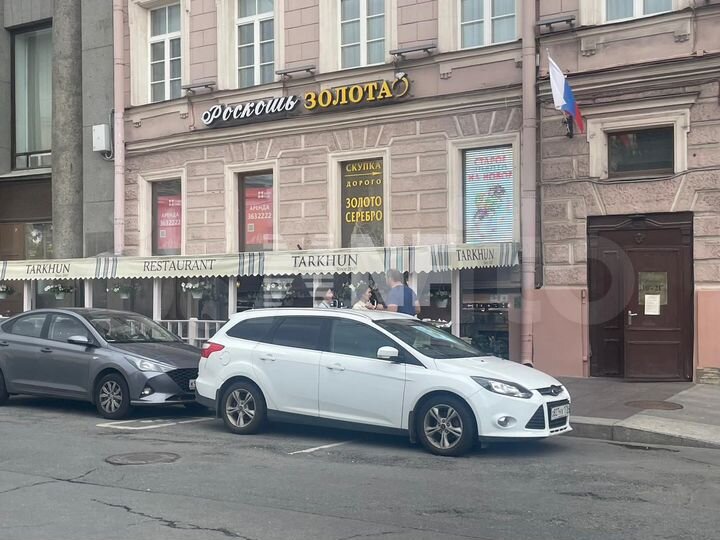 Торговое помещение на Караванной ул., д. 14