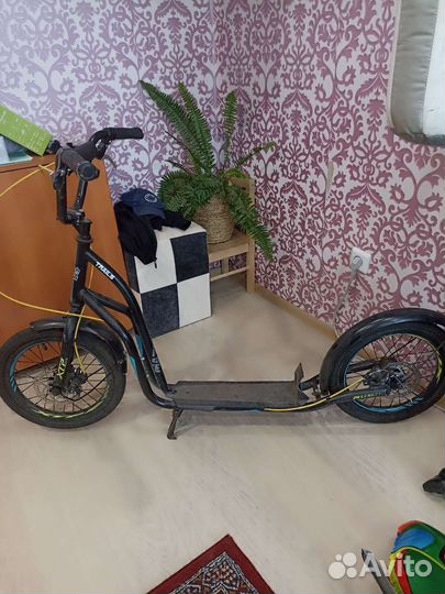 Самокат двухколесный