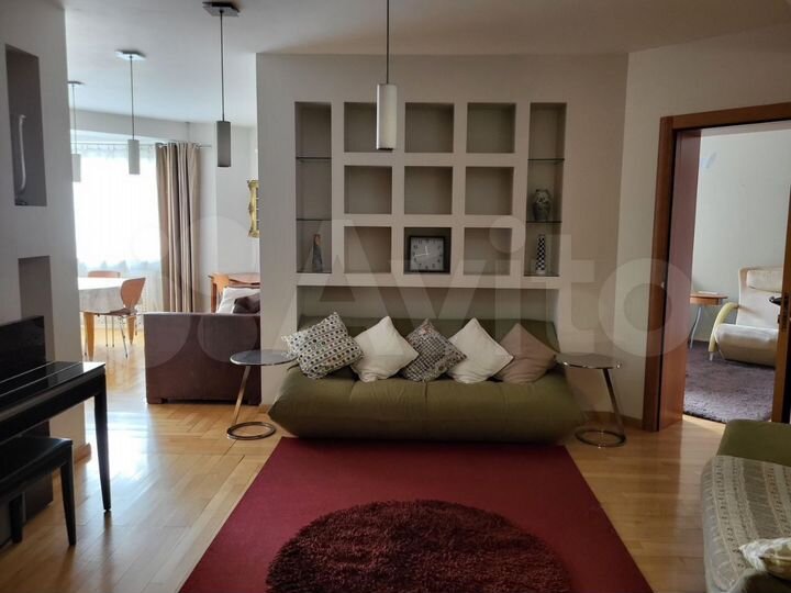 3-к. квартира, 105 м², 5/17 эт.