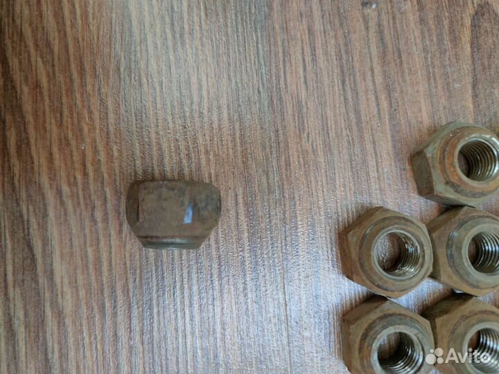 Гайки колесные toyota starlet