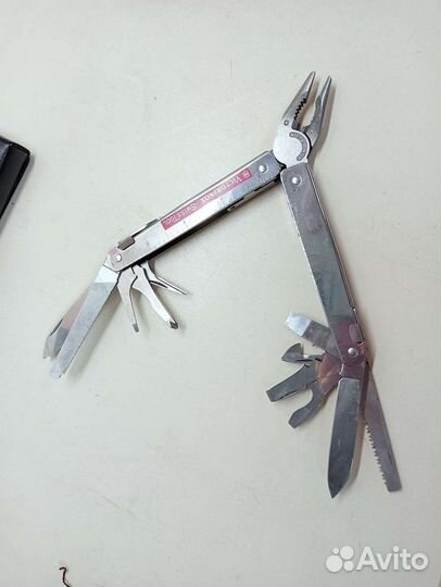 Мультитул victorinox swisstool
