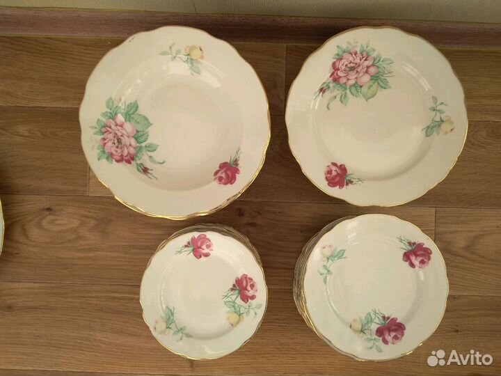 Сервиз столовый на 12 персон