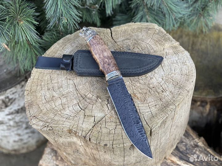 Нож из дамасской стали