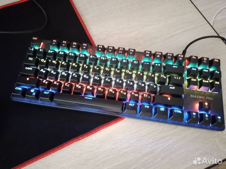 Игровая механическая клавиатура