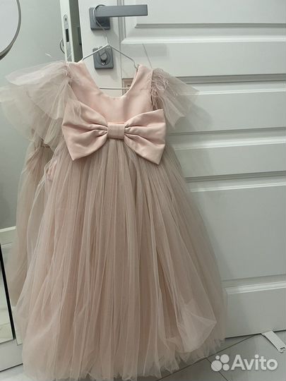 Прокат детских платьев