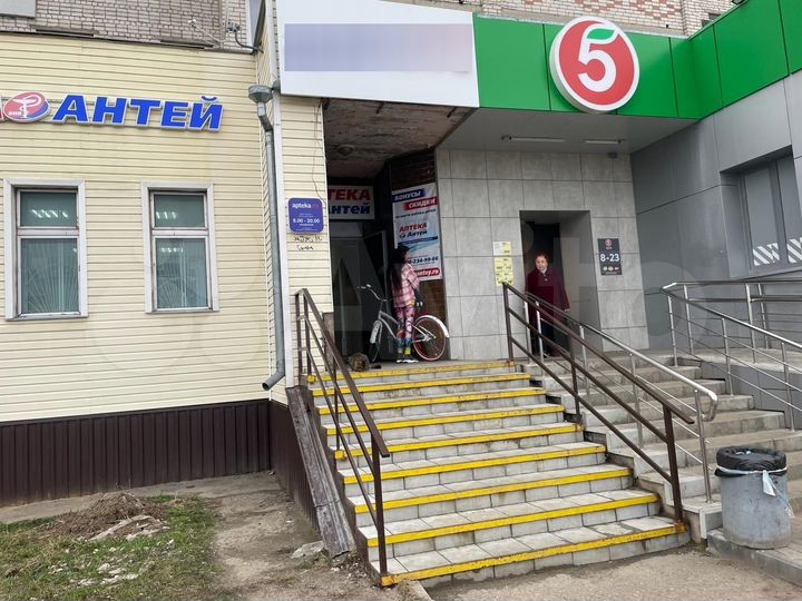 Торговая площадь, 32 м²