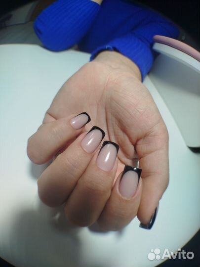 Мастер маникюра и педикюра