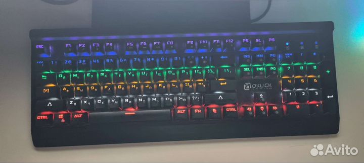 Игровая клавиатура с подсветкой