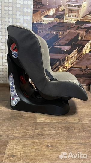 Автомобильное детское от 9 до 18 кг