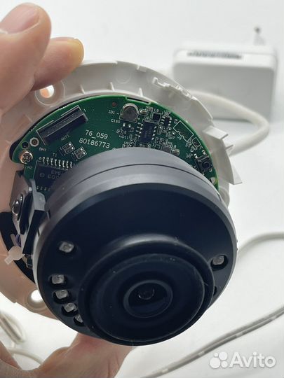 Камера видеонаблюдения купольная