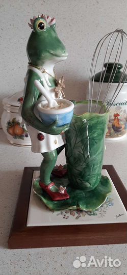 Подставка под кухонные аксессуары лягушка pavone