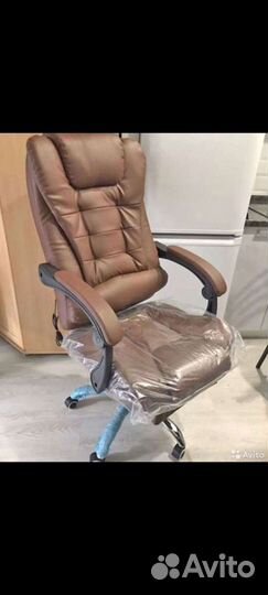 Компьютерное кресло руководителя