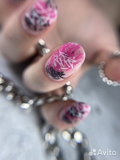 Маникюр наращивание ногтей