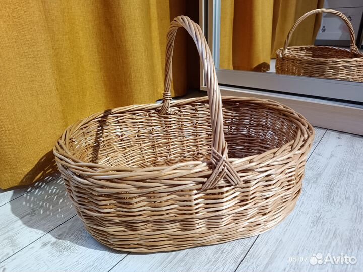 Корзина из ивовой лозы