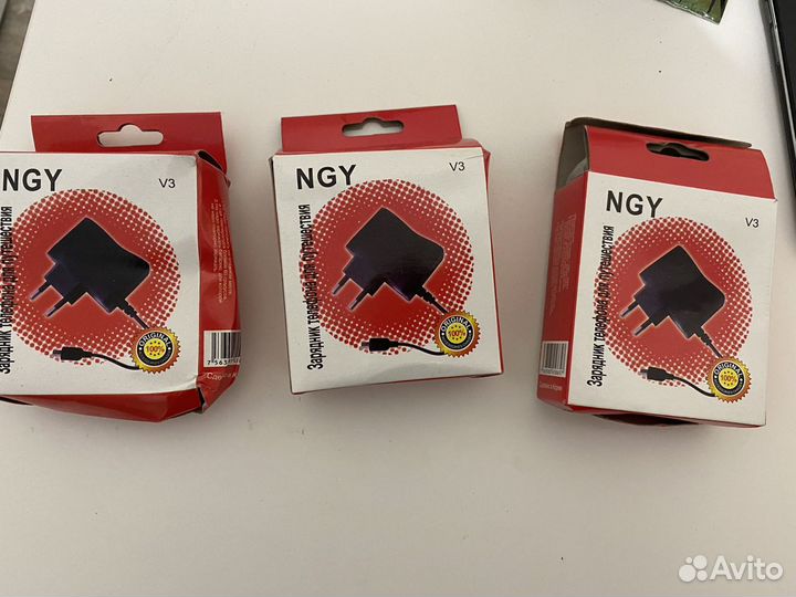 Сетевой адаптер и кабели usb