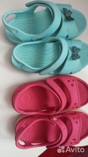 Босоножки для девочки crocs C9. Размер 26