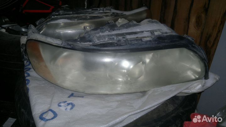 Фары на volvo хс 70