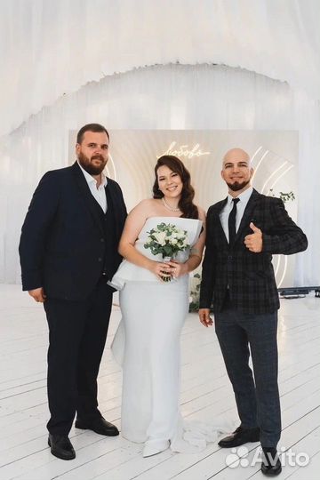 Ведущий, DJ, вокалист, саксофонист