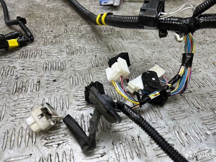 Проводка левая Lexus Rx350 GSU35 2grfe 2006