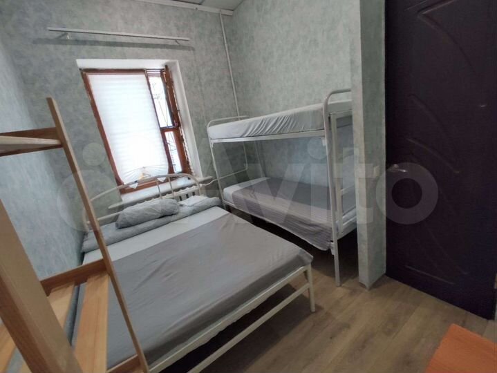 Комната 10 м² в 3-к., 1/2 эт.