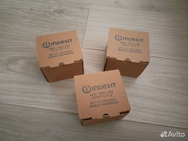 Комплект подшипников и сальник Indesit Ariston
