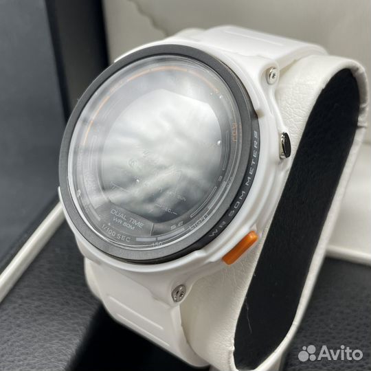 Наручные повседневные часы